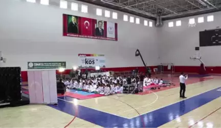 Dünya Şampiyonu Karateci, Diyarbakırlı Sporcularla Buluştu