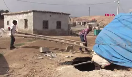 Şanlıurfa'da Evin Önünde Obruk Oluştu