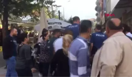 Manisa Parkta Kız Çocuğunu Taciz Ettiği Öne Sürülen Şüpheliye Linç Girişimi