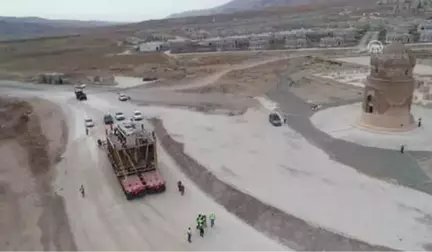 Hasankeyf Kalesi Orta Kapısı'nın En Alt Kısmı Daimi Yerine Taşındı (2)