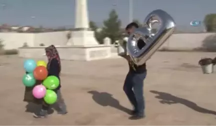 Şehit Bedirhan Bebeğin İlk Doğum Günü Mezarında Kutlandı