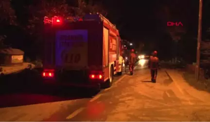 İstanbul Beykoz'da İki Otomobil Kafa Kafaya Çarpıştı 1 Ölü, 3 Yaralı