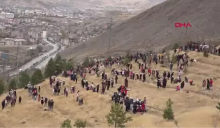 Hakkari'nin Yeni Valisi, Öğrencilerle Fidan Dikti