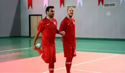 Şöhretler ve Efsaneler Futbol Turnuvası