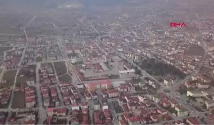 Düzce ve Bolu Şehirleşmede Depremin İzlerini Silse De, Yakınlarını Kaybedenlerin Acıları Taze