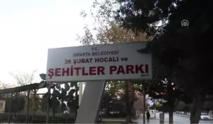 Isparta'da Bir Parktaki 9 Bronz Büst Çalındı