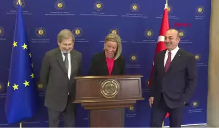 Federica Mogherini ve Johannes Hahn Dışişleri Bakanlığı Şeref Defterini İmzaladı