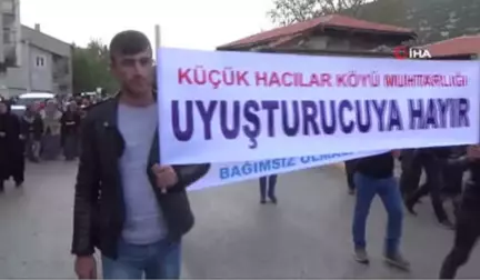 Isparta'da 'Devlet Millet El Ele Uyuşturucuya Hayır' Yürüyüşü