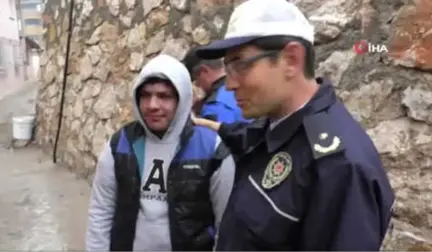 Polis Otosu ile Okula Gitme Hayali Gerçek Oldu