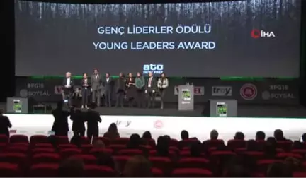 Genç Liderler Ödülü Yusuf Akkaş'a Verildi