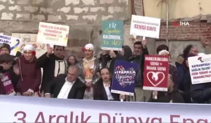 Bayrampaşa'da Engelli Vatandaşlar Farkındalık İçin 'Engelsiz Yürüyüş' Gerçekleştirdi