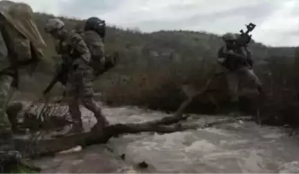 PKK'lı Teröristlerin Barındığı Yerler İmha Edildi