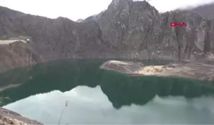 Artvin Baraj Suları Çekildi, Ortaya Çıkan Köyü Duyan Koştu