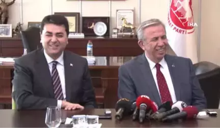 CHP Ankara Adayı Mansur Yavaş'tan Demokrat Parti'ye Ziyaret