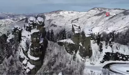 Ordu'nun Peri Bacaları Olarak Anılan Kayalıklar Havadan Görüntülendi