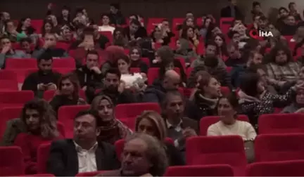 Ah Tamara' Tiyatro Oyununa Tepki