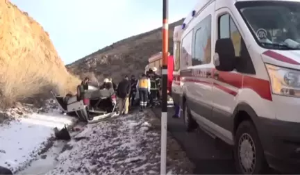 Trafik Kazası: 2 Ölü, 2 Yaralı