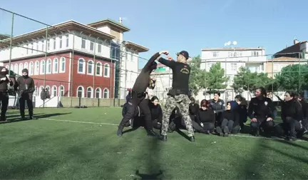 Bekçilerin Zorlu Eğitimi Görüntülendi