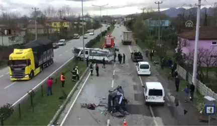 Samsun'da Otomobille Kamyonet Çarpıştı: 1 Ölü, 1 Yaralı (2)