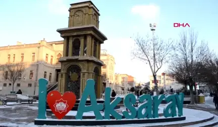 Aksaray'da Eğitime Bir Gün 'Kar' Arası