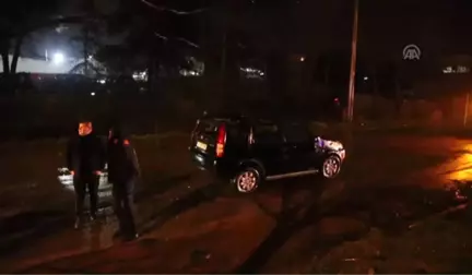 Kocaeli'de Trafik Kazası: 3 Yaralı