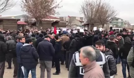 Trafik Kazalarına Dikkati Çekmek İçin Eylem Yaptılar