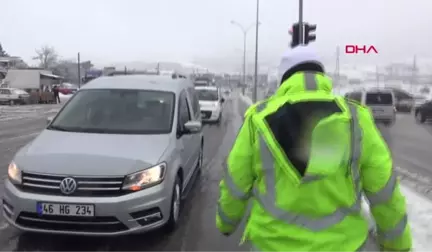 Kahramanmaraş-Kayseri Yolu Ulaşıma Kapandı