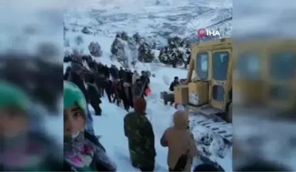 Çığ Altında Kalan Bir Kişiyi Arama Çalışmaları Sürüyor