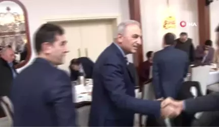 AK Parti Ümraniye Belediye Başkan Adayı Yıldırım, Ümraniye Teşkilatında Görev Alan Partililerle Bir...