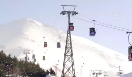 Sömestir Yoğunluğu Palandöken'deki Turizmcileri Sevindirdi - Erzurum