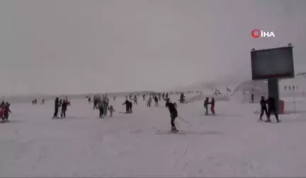 Erciyes'te Hafta Sonu Yoğunluğu