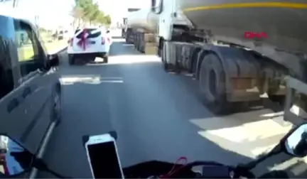 Batman Öğretmene Tekme Atan Motosikletli, Bu Kez Düğün Konvoyuna Saldırdı