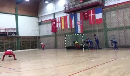 Hokey: Gaziantep Polisgücü, Grunwald Poznan Takımını 6-5 Yendi