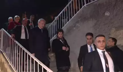 Kılıçdaroğlu'ndan Şehit Evine Taziye Ziyareti