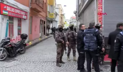 İstanbul- Aksaray'da Gece Kulübündeki Silahlı Kişiler Polisi Alarma Geçirdi 5