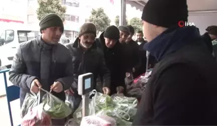 Metin Şentürk, Bayrampaşa Tanzim Satış Noktasını Ziyaret Etti