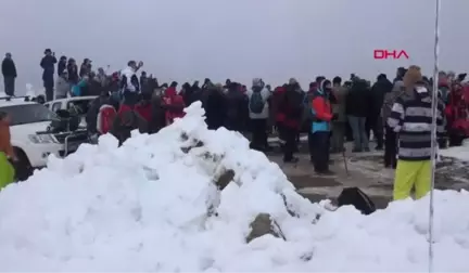 Rize Doğaseverler, İkizdere'de Kar Yürüyüşünde Buluştu