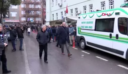 Kocaeli Düzce'deki Kazada Hayatını Kaybeden Anne-Baba Toprağa Verildi