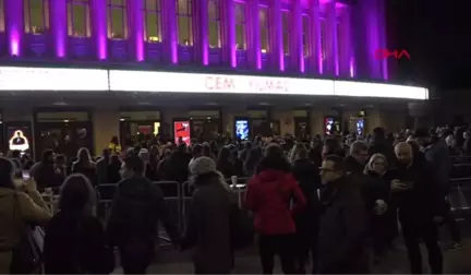 Dha Dış - Cem Yılmaz Londra'da Kahkahaya Boğdu