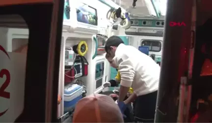 Otomobil ile Çarpışan Motosiklet Sürücüsü Yaralandı