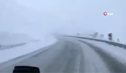 Kop Dağı Geçidi Ulaşıma Kapandı