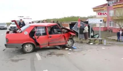 Samsun 'Da Oy Kullanma Dönüşü Kaza 7 Yaralı