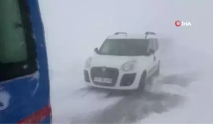 Erzurum Nisan Ayında Kar ve Tipiyle Boğuşuyor