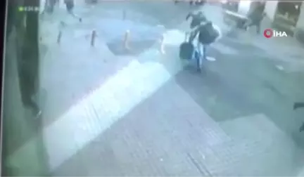 İstiklal Caddesi'ndeki Patlama Davasında 2 Sanığa 5'er Kez Ağırlaştırılmış Müebbet