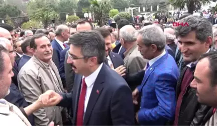 Bursa Yıldırım Belediye Başkanı AK Parti'li Yılmaz, Mazbatasını Aldı