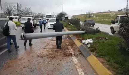 Belediye Otobüsü Devrildi: 19 Yaralı