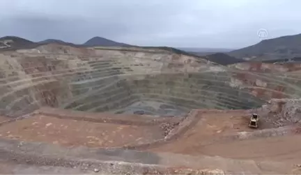 Uşak Valisi Funda Kocabıyık, Kışladağ Altın Madeni'ni Gezdi