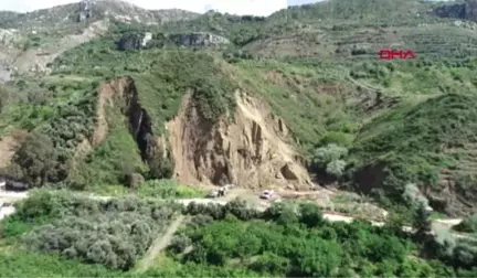 Hatay Tekebaşı Köyünde Heyelan