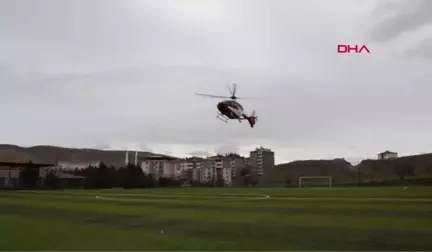 Malatya Tamir Etmek İstedikleri Otobüsün Altında Kalan Baba ve 2 Oğlu Yaralandı