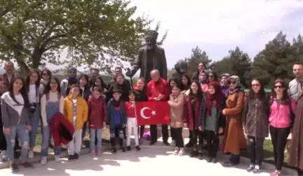 Çanakkale Savaşı'nı Yaşar Gibi Gözyaşlarıyla Anlatıyordu